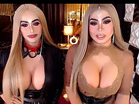 MonstrousCockDiva Adlı Modelin Canlı XXX Sohbeti