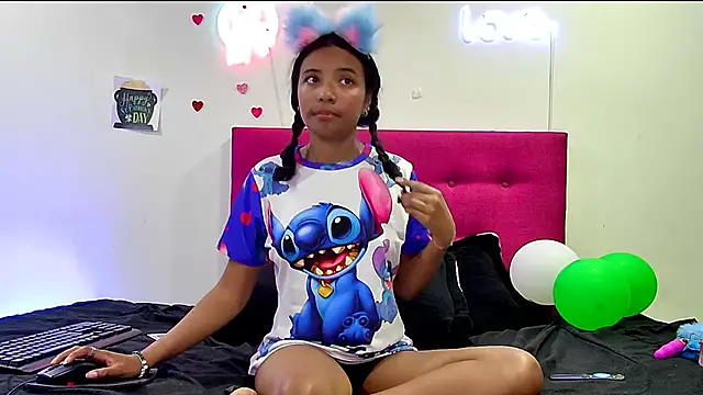 Ellie_Cute7's Live XXX Chat