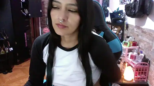 AngelaQueen_ 即時 XXX 聊天