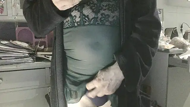 Alexandera666's Webcam Show