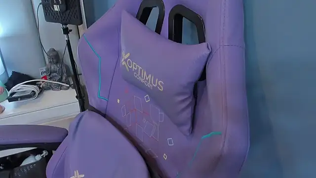 luly_dreams Obrolan Langsung XXX