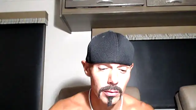 ThickD2C Webcam-Show