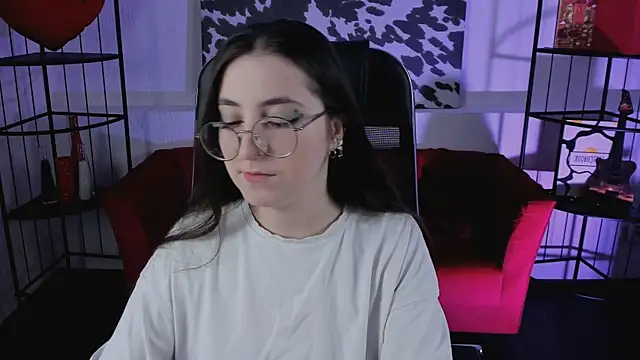 VirtuallVoyantのライブXXXチャット