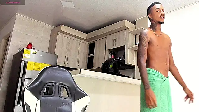 YeremiBrowm Pertunjukan Webcam