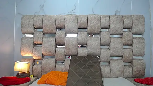 دردشة KathyAiden الجنسية المباشرة