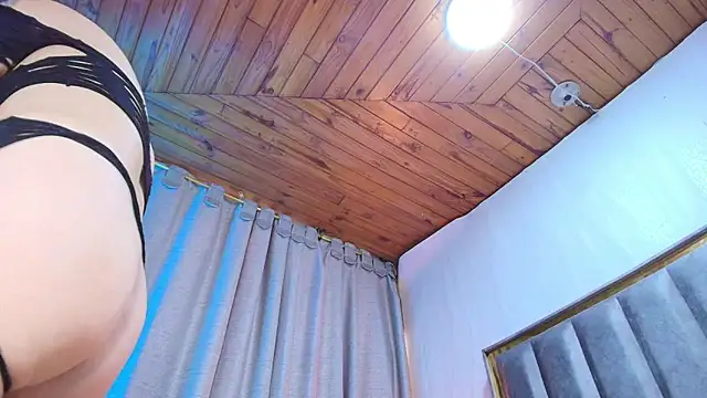 Eda_Bonne Live XXX-Chat