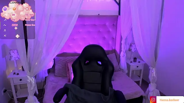 Hanna__Becker_ Live XXX-Chat