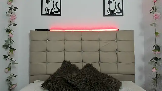 XXX chat uživo modela LinaBrowm