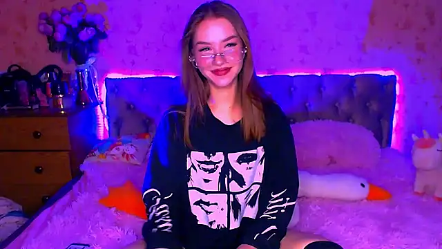 Show modela BitterPeach na web-kameri