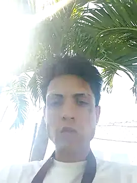 CubaxxxPeneGrande: διαδικτυακό σόου στην κάμερα