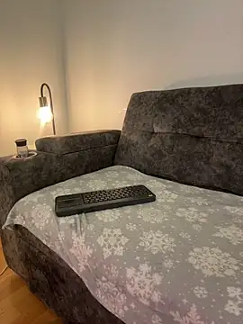 Chat +18 de KallyMyller1 ao vivo