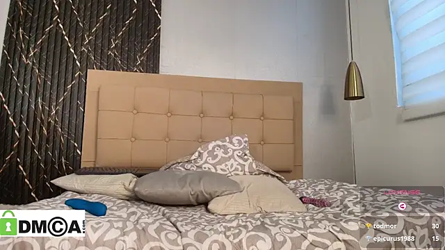 Show modela Ambar_Storm_ na web-kameri