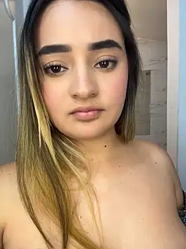 Antonella_Julieta Live XXX-Chat