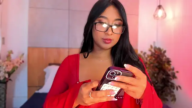 BellaHarllow's Live XXX Chat