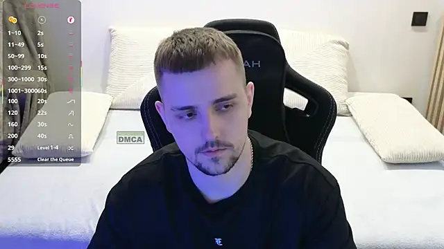 Larstar01 Live XXX Chat