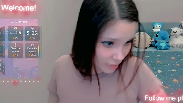 Kitten_Alissa Adlı Modelin Canlı XXX Sohbeti