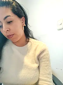 Luianna's Live XXX Chat