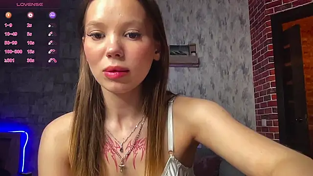 Cara_Sweet1 Adlı Modelin Canlı XXX Sohbeti