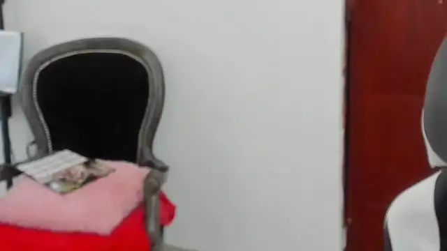 دردشة __Emma__11__Lecat_ الجنسية المباشرة