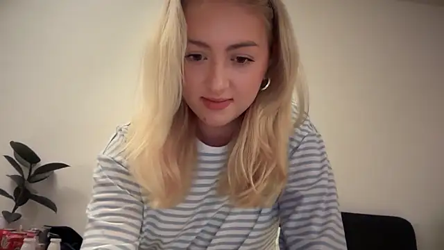 Kitty_Swetty Webcam-Show