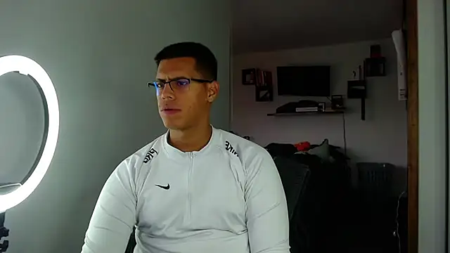 _John_Boy_ Adlı Modelin Web Kamerası Şovu