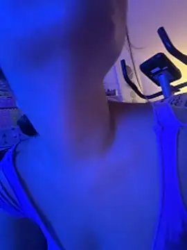 TheCinderella – Live XXX-chat