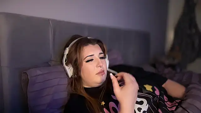 دردشة Curvy_Rosie99 الجنسية المباشرة