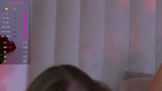 AishaSins' Live XXX Chat