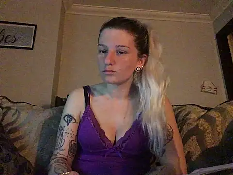 xxamyleighxx Adlı Modelin Canlı XXX Sohbeti