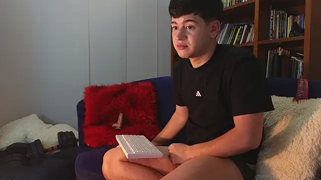 tightncuteass Webcam Show