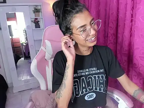 KarlaSlutSkinny__: онлайн-секс-чат