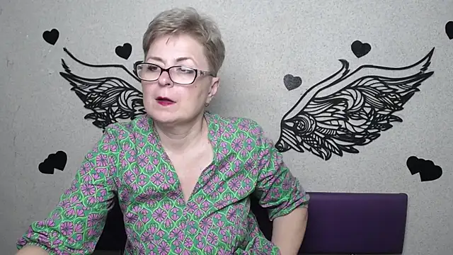 EmiliaGree Obrolan Langsung XXX