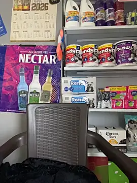 CELESTE_-EC – Naživo XXX chat