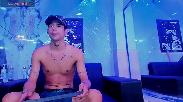 Axxel_26 webcam show