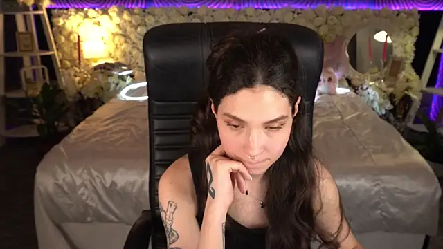 Chat XXX en directo de BabyFlowerr