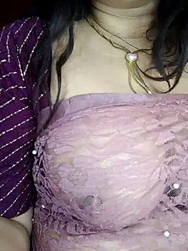 Aarna111 Webcam-Show