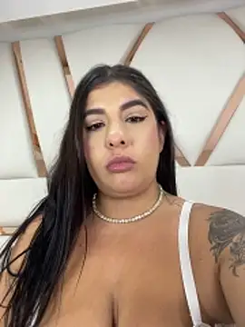 Živý XXX chat Madisson-Rivas