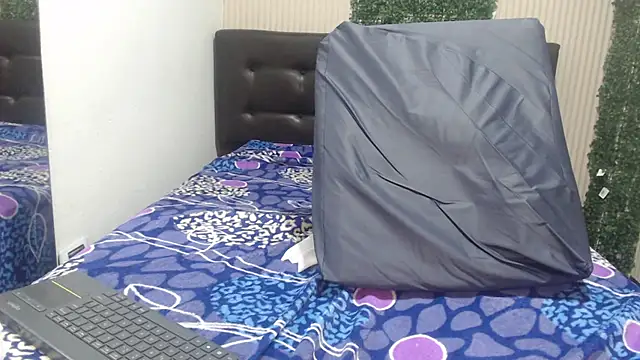 Chat +18 de violet_angel13 ao vivo