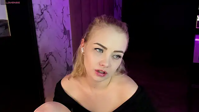 แชท XXX สดของ StephanieSweety