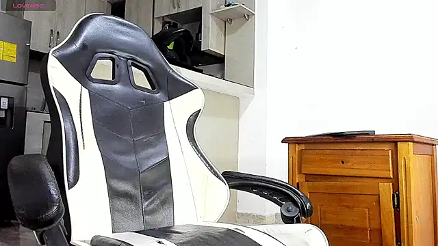 YeremiBrowm 라이브 XXX 채팅