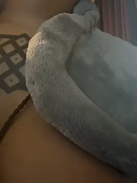 nickytheehawtie: онлайн-секс-чат