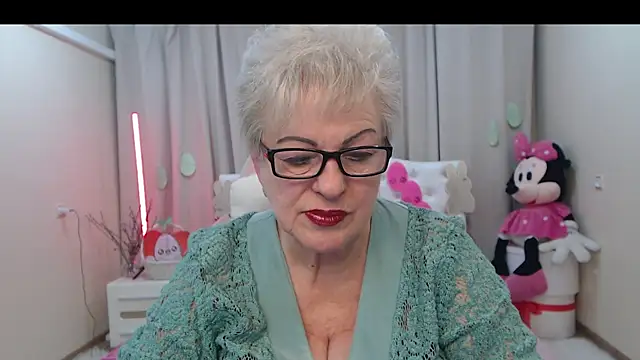 KayleSmoll – Naživo XXX chat