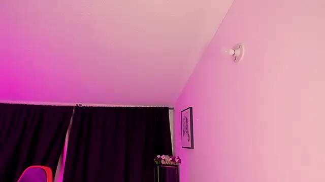 Hanna_MA élő XXX-chatje