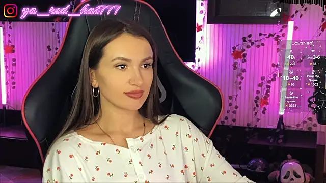 -RED_HAT-'s Live XXX Chat