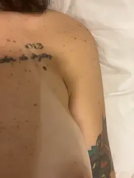 fer-nanda's Live XXX Chat