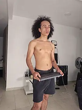 Stiven_yb's Webcam Show