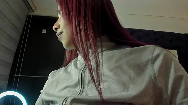 melanie_roux__ Obrolan Langsung XXX