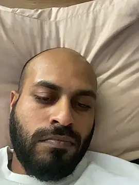 islandvybee55 লাইভ XXX চ্যাট