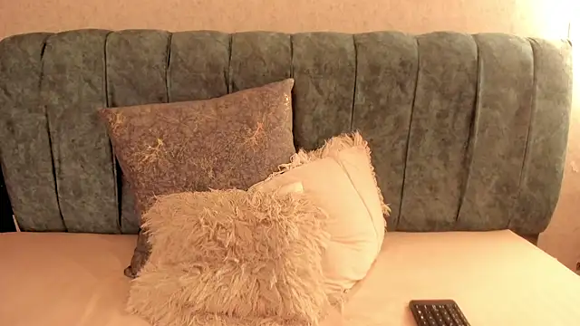 Aleera_Waltonのウェブカメラショー