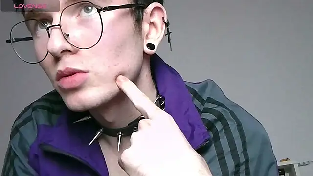 Ernest_ice: απευθείας συνομιλία ΧΧΧ